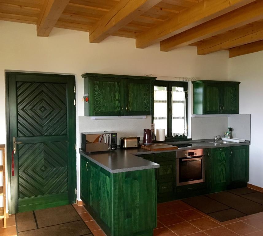 Somlovasarhely Somlo Wineshop Guesthouse المظهر الخارجي الصورة